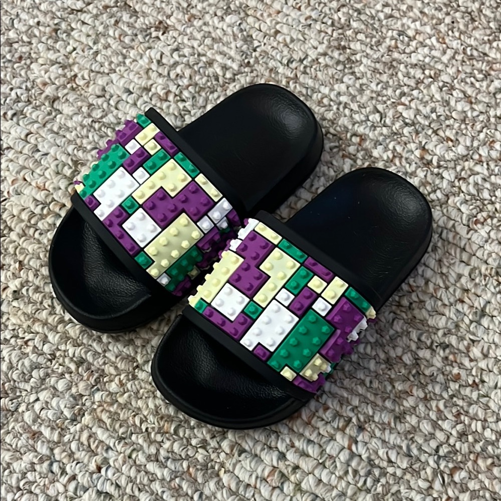 *Colorful Lego Kids Slide Sandals
